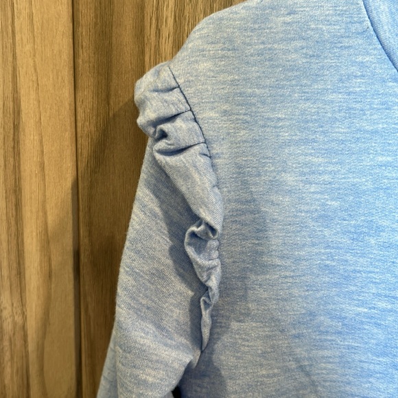 Girl’s Amazon Sweatsuit, Size 6-7, Never Worn! - Picture 2 of 4